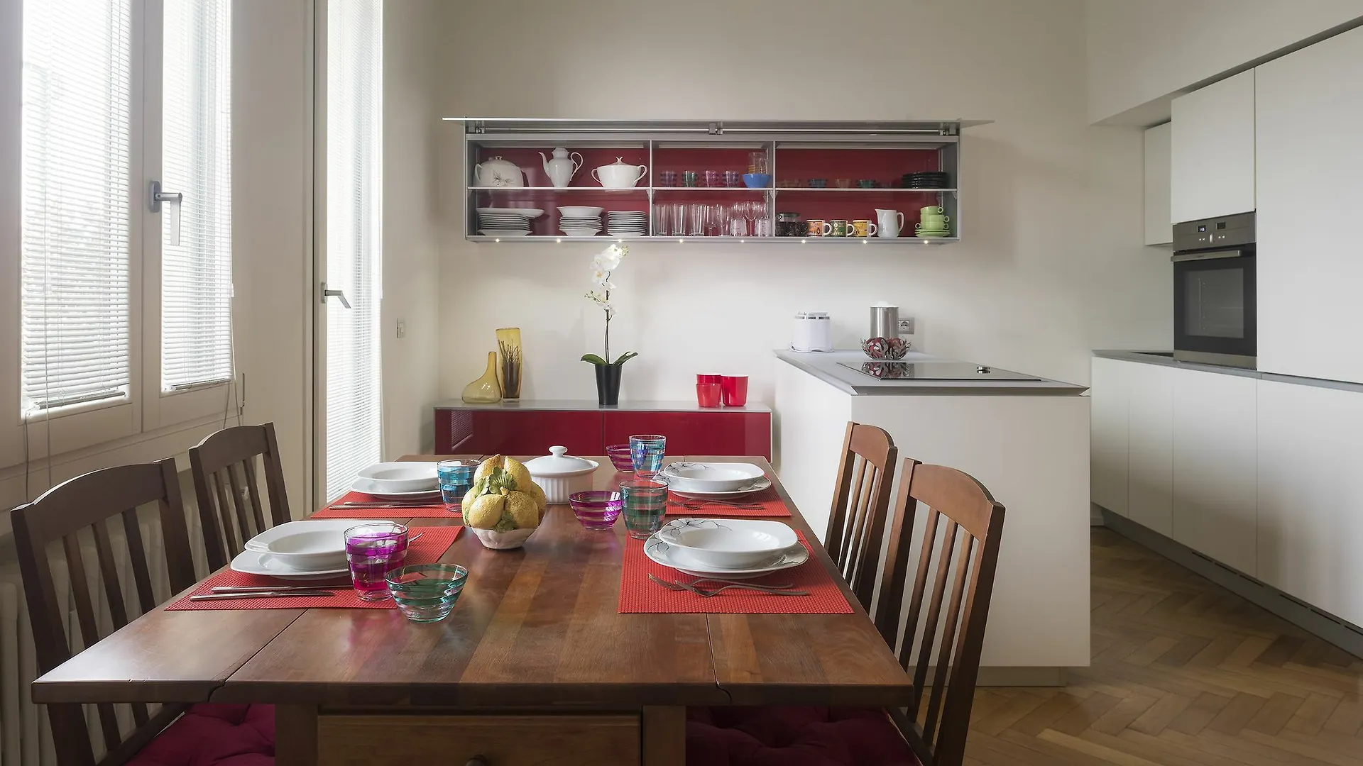 Rentclass - Plutarco Milán Italia